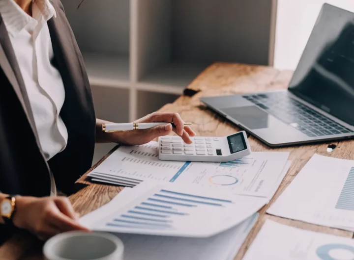Finanční polštář pro klidný spánek: kolik odkládat a kde peníze držet